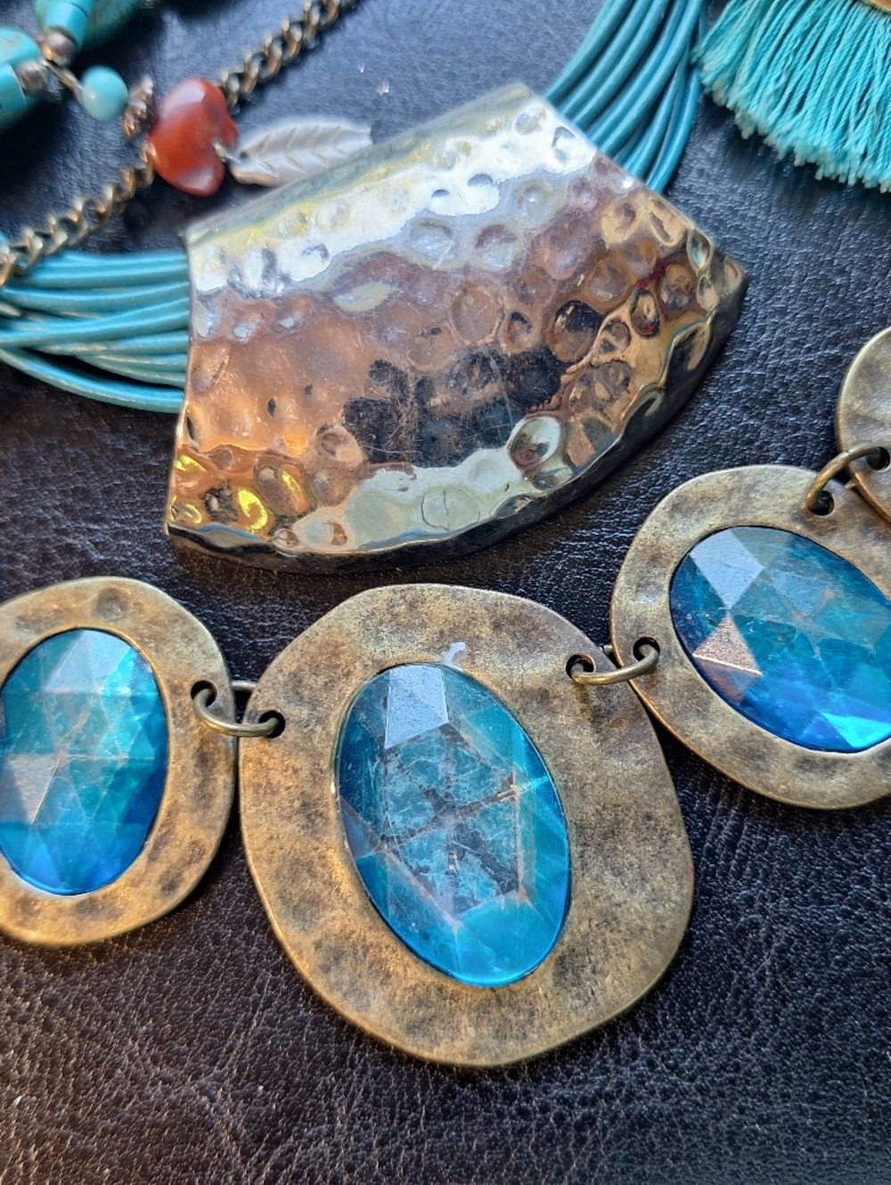 Turquoise & Silver BLUE Fashion Jewelry Ensemble Necklaces EARRINGS BRACELETS - Picture 6 of 7